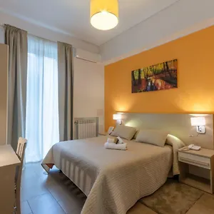 Cairoli Couette-café Messine
